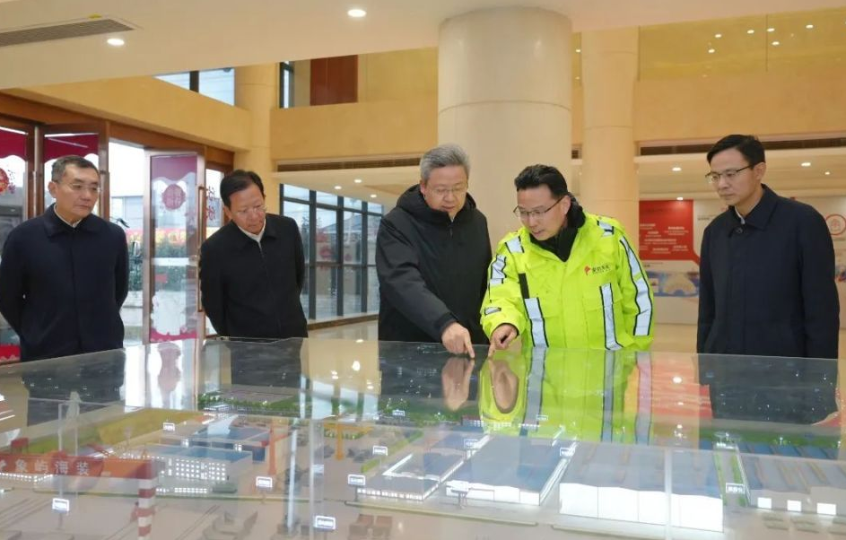 南通市市委書記吳新明調(diào)研企業(yè)復工復產(chǎn)、重大項目建設